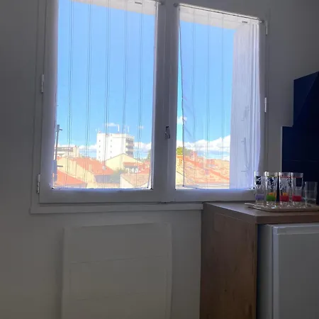 - Corum - Louis Blanc * Montpellier